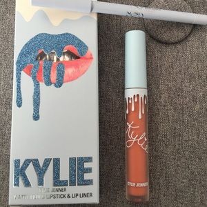 Kylie Cosmetics Kissmas Lipkit